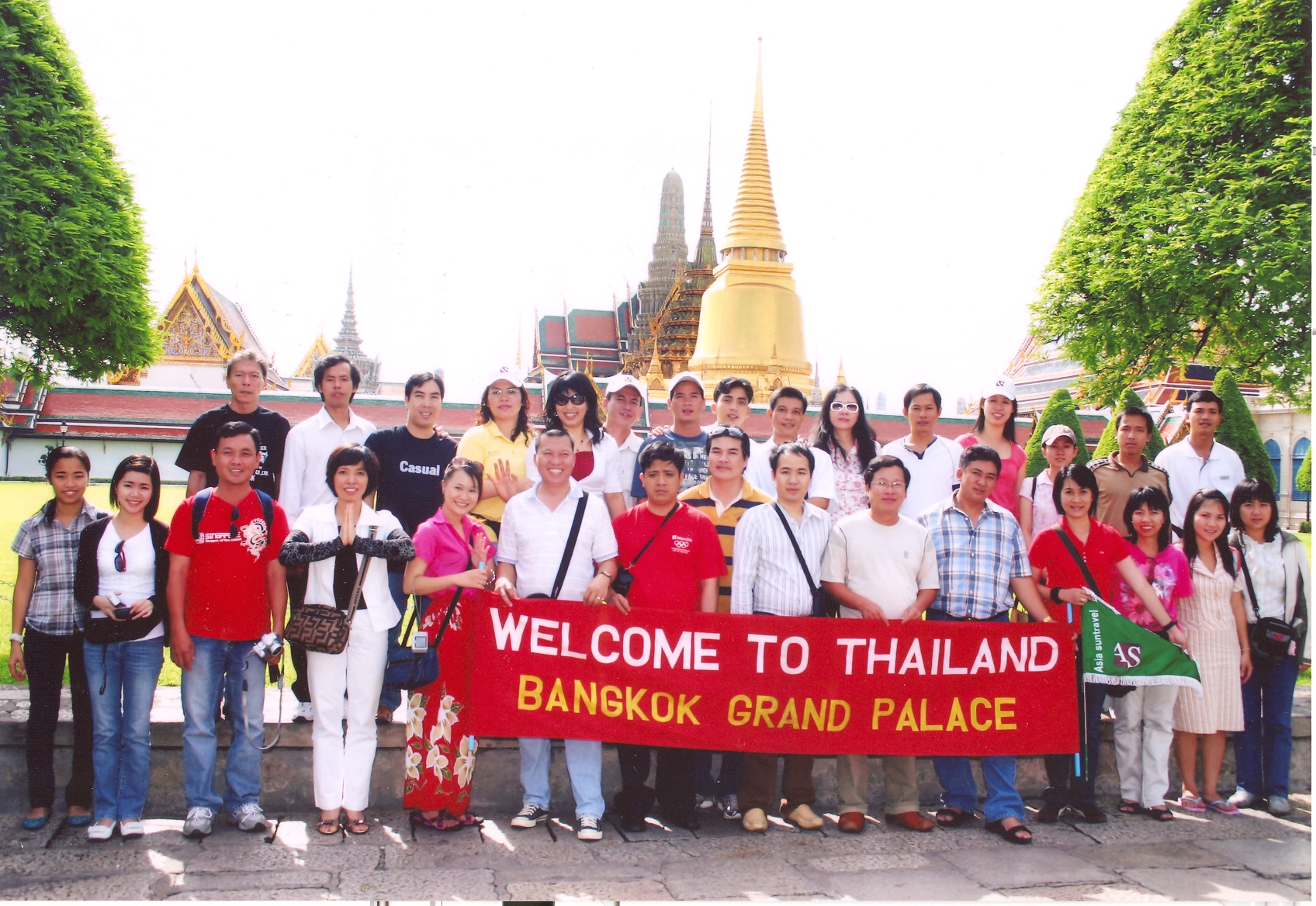 Hướng Dẫn Viên Du Lịch Chuyên Nghiệp Tại Thái Lan | Công Ty Dịch Thuật  Phiên Dịch Sài Gòn Á Châu